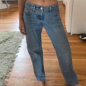 LEVI’S BAGGY DAD JEANS🫶